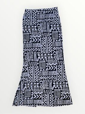 Body Central Black & White Tribal Print Maxi Skirt – Mermaid Hem Stretch